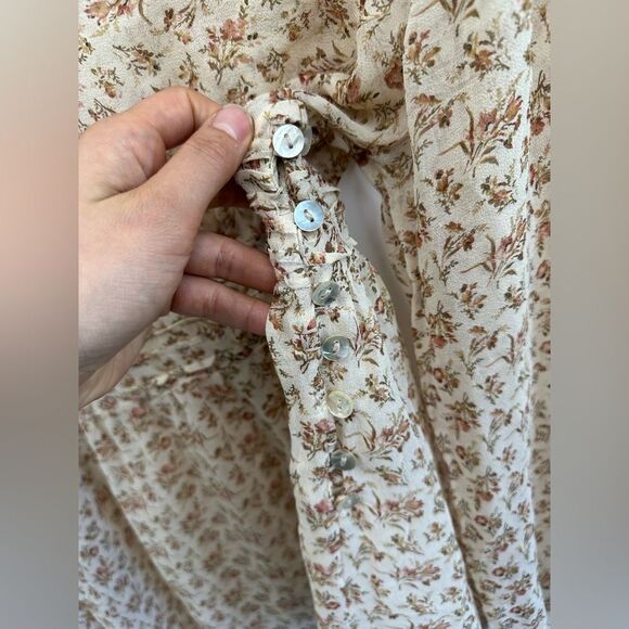 Tess Studio 100% Silk Tan Floral Sheer Long Sleeve Sheer Boho Blouse Size S/M - Picture 8 of 14